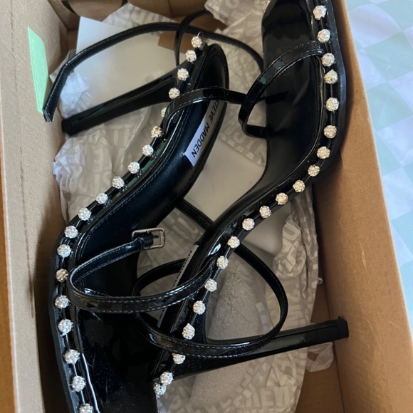 Steve Madden heels - Picture 2 of 3